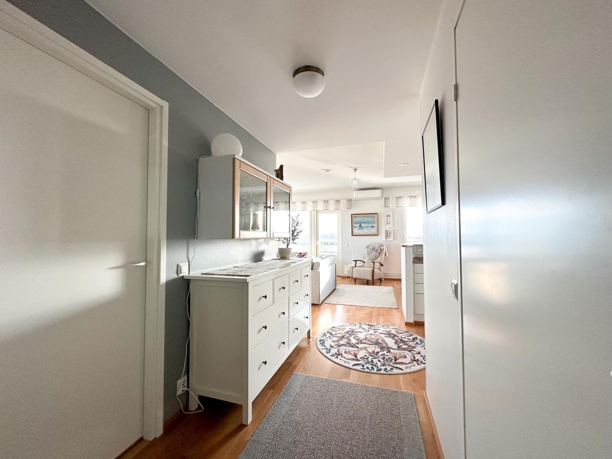Aurora Penthouse & Suites 罗瓦涅米 外观 照片