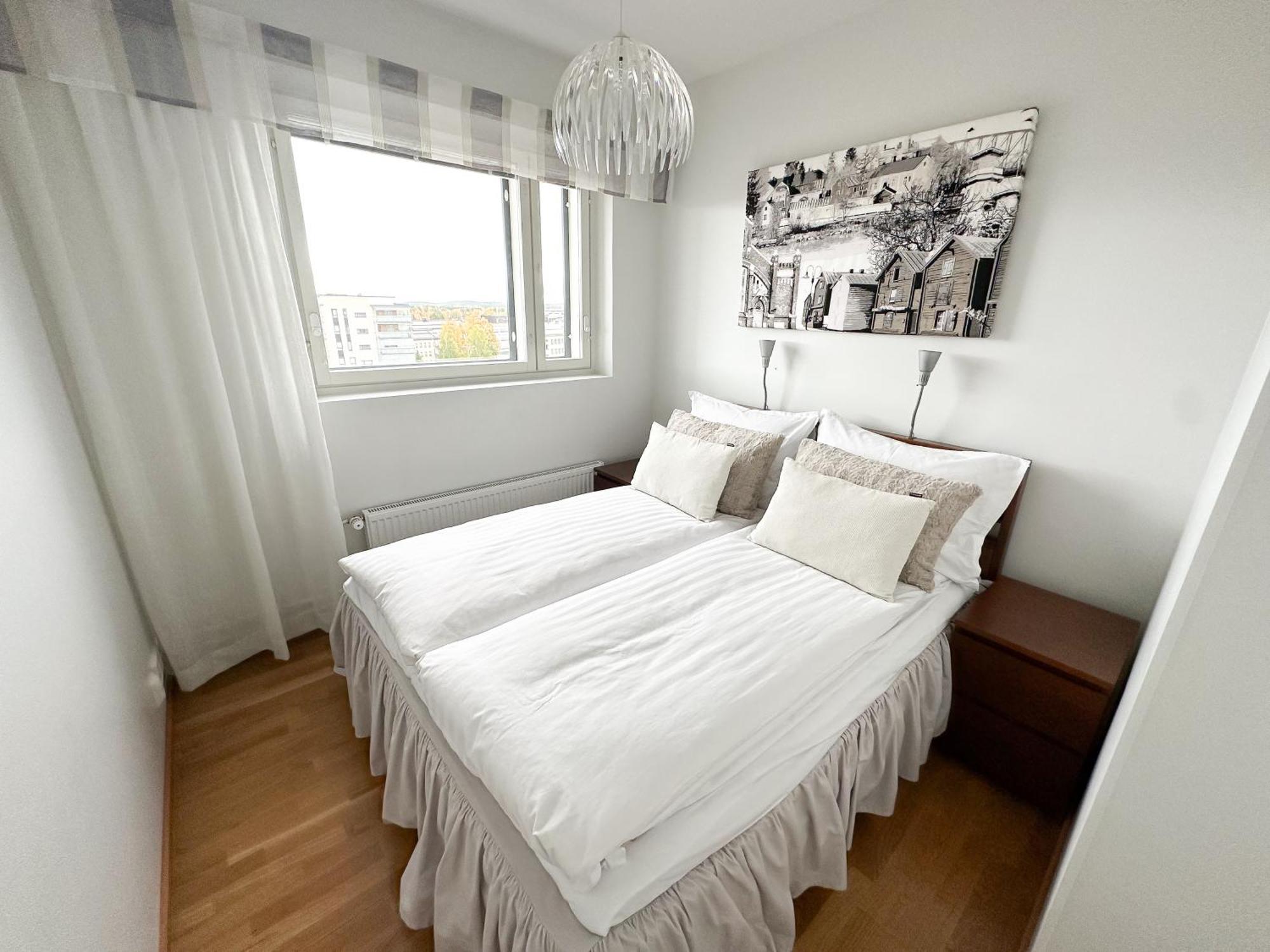 Aurora Penthouse & Suites 罗瓦涅米 外观 照片
